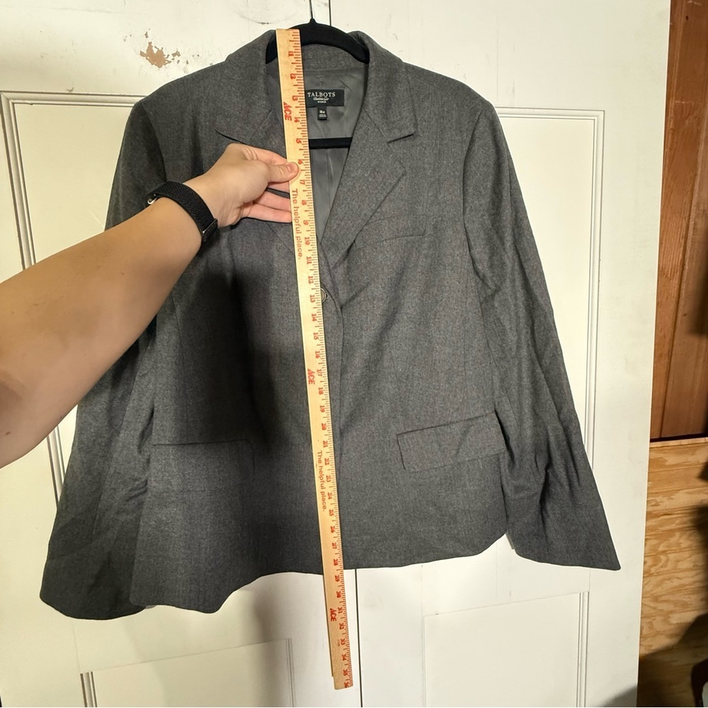 Talbots Gray Blazer Jacket Wool 3-Button Size 18W… - image 3